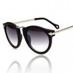 Vintage Black Frame Sunglass Chic Sunglasses